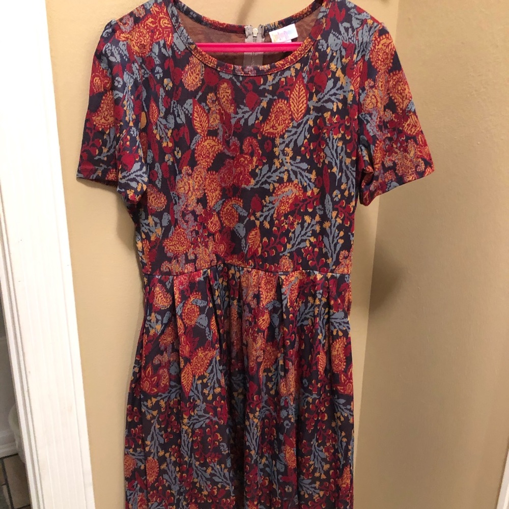 Lularoe Amelia
